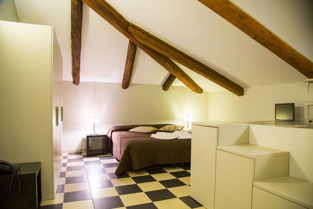 Cascina Marchesa Otel Torino Oda fotoğraf